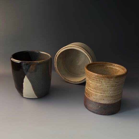 Handcrafted Soda-Fired Santal Candle with Wooden Wick - Picture 6 of 6